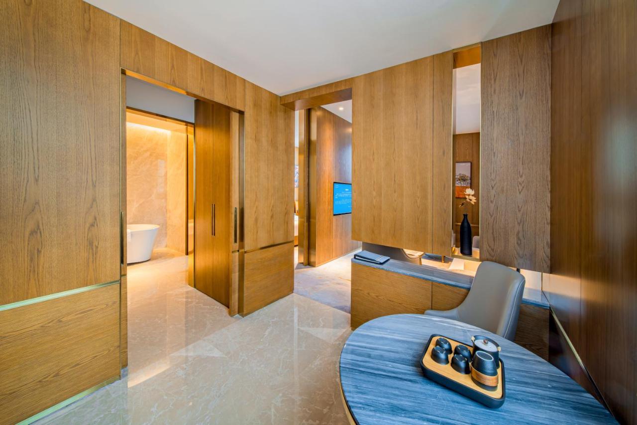 Готель Wyndham Shiyan Downtown Екстер'єр фото